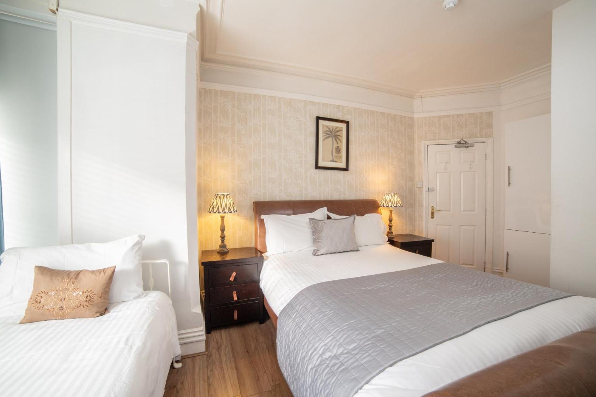 Oyo Lonsdale Guest House Оксфорд Екстер'єр фото
